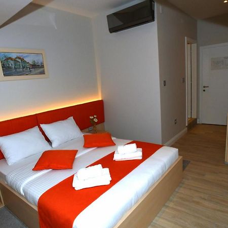 President Aparthotel Čačak Eksteriør bilde