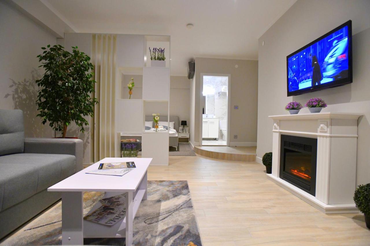 President Aparthotel Čačak Eksteriør bilde
