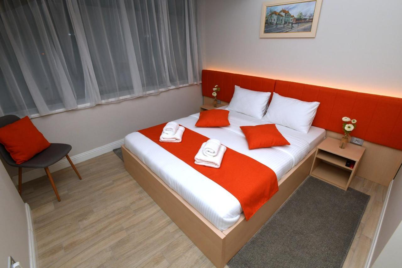 President Aparthotel Čačak Eksteriør bilde