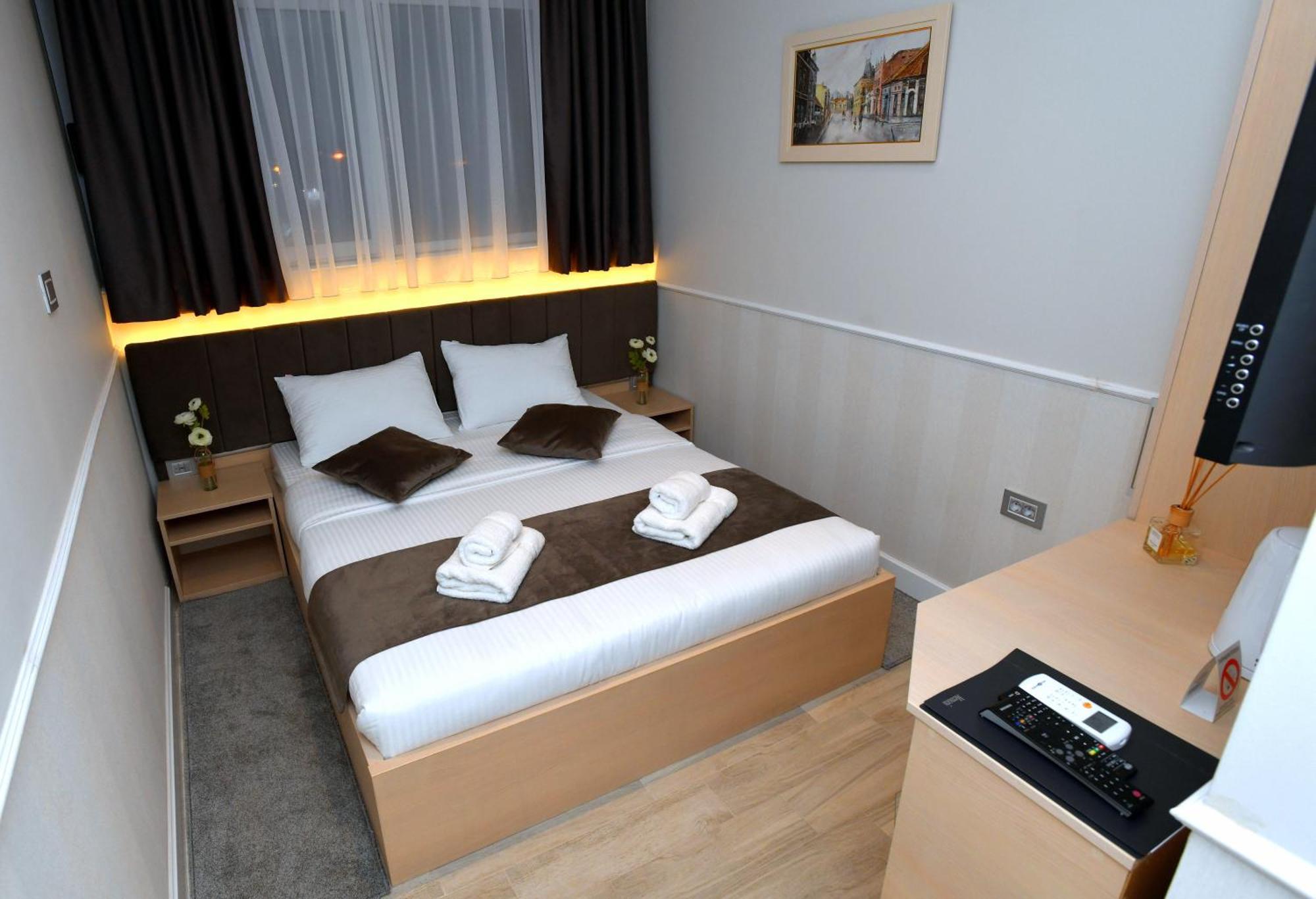 President Aparthotel Čačak Eksteriør bilde