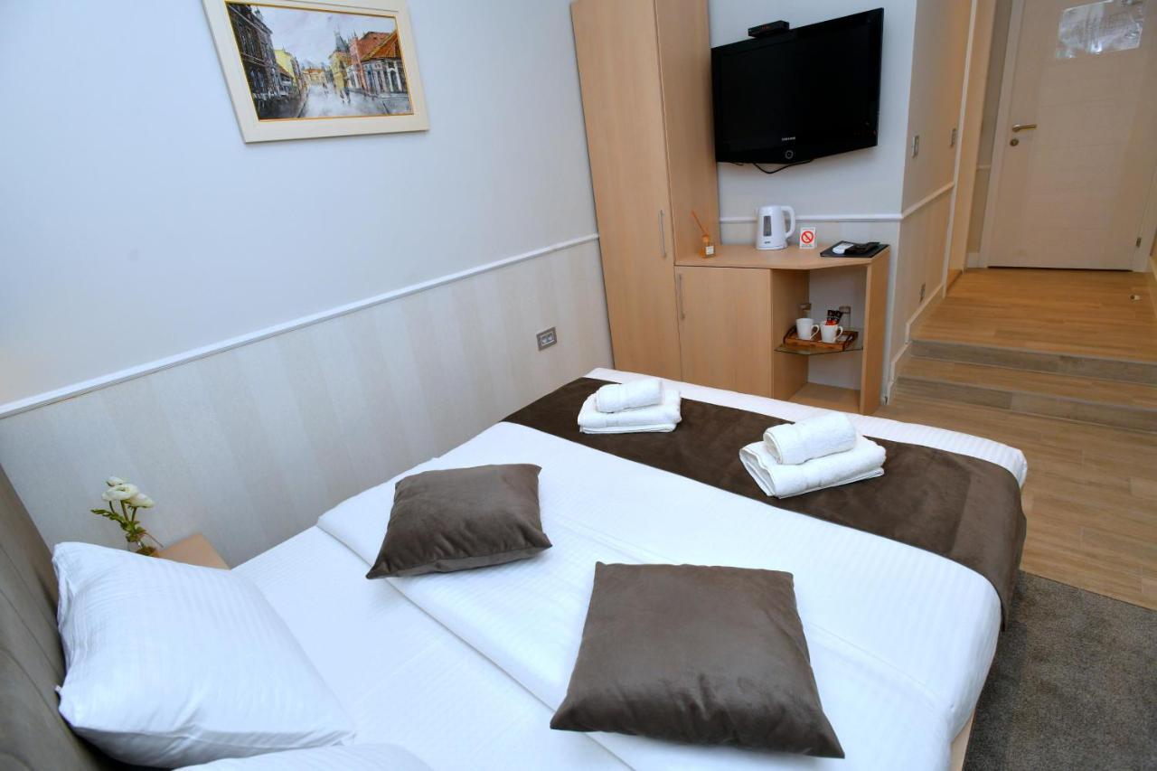 President Aparthotel Čačak Eksteriør bilde