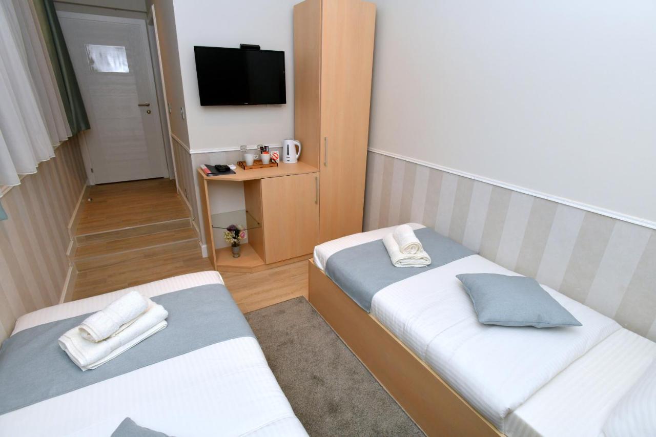 President Aparthotel Čačak Eksteriør bilde