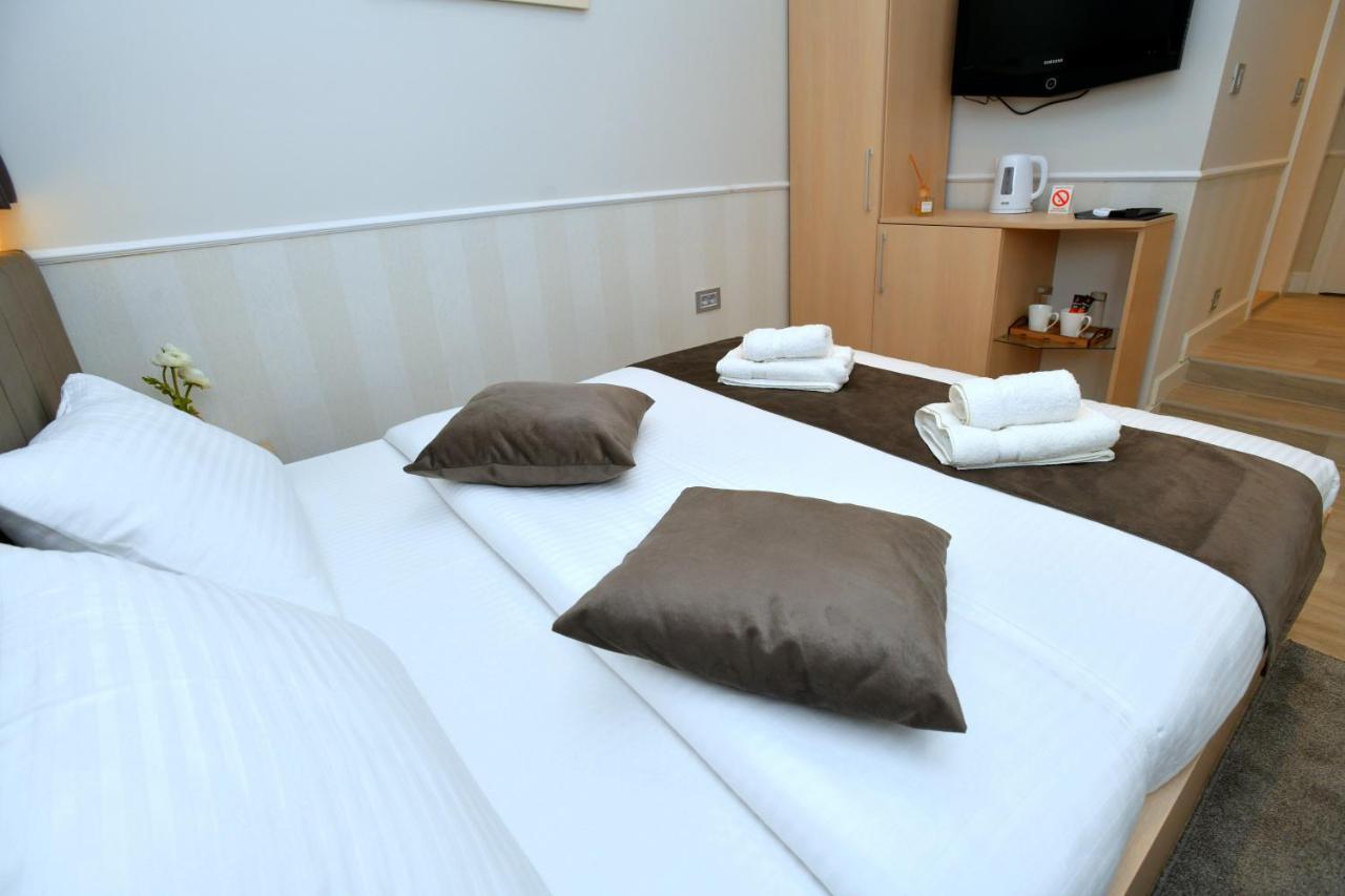 President Aparthotel Čačak Eksteriør bilde